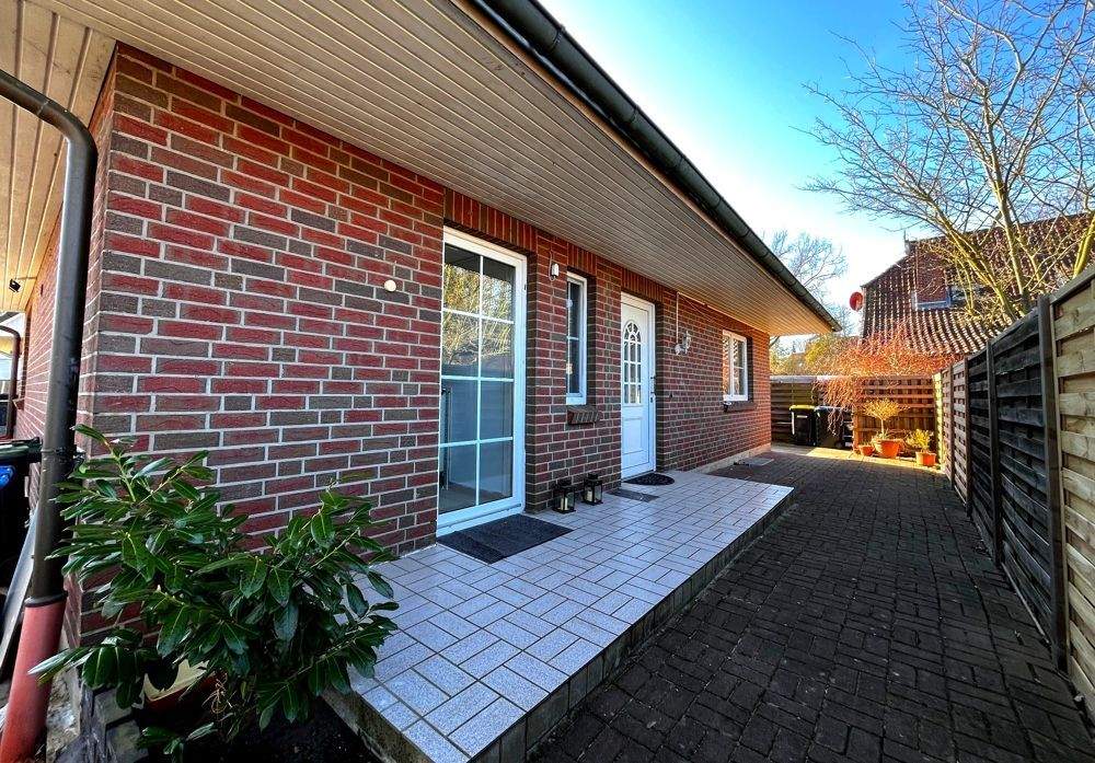 Thumbnail-Bungalow mit Vollkeller und ausgebautem Dachboden