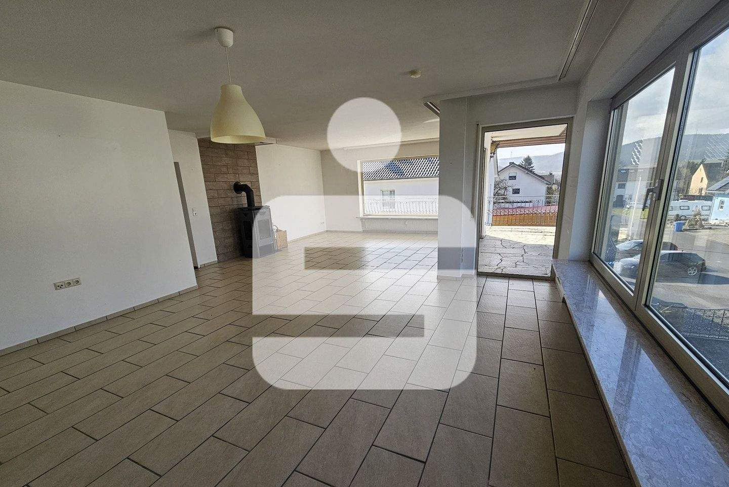 Thumbnail-Ruhepol mit Kamin und Panorama-Balkon