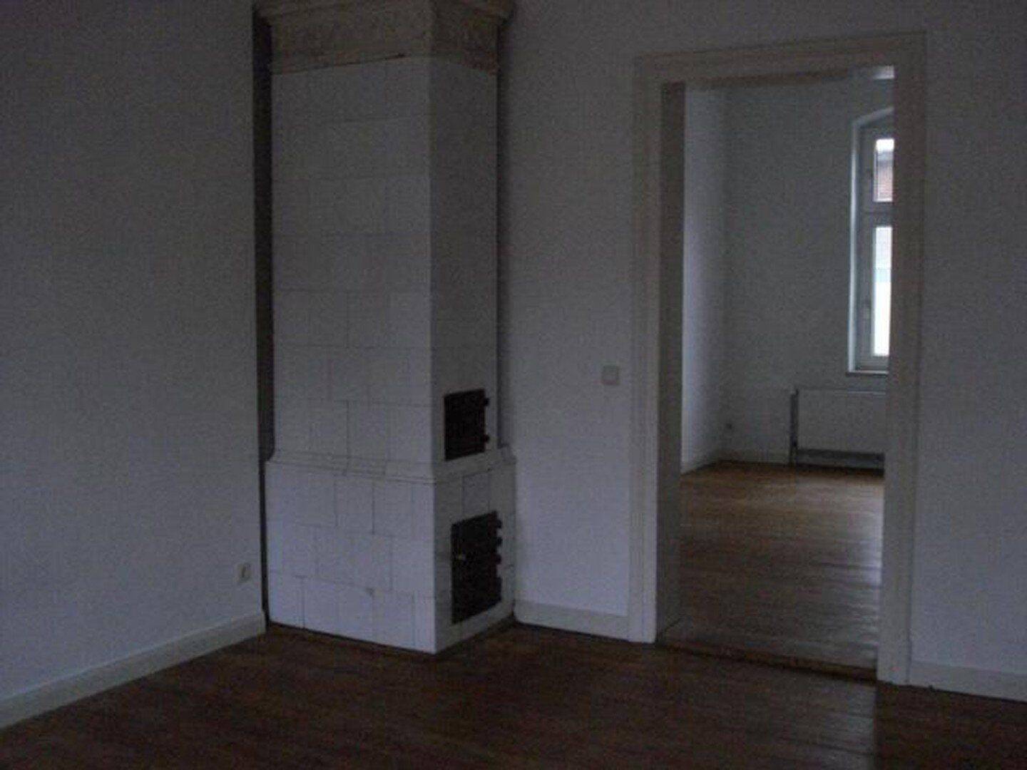 Thumbnail-Neurenovierte 3-Zimmer-Erdgeschosswohnung