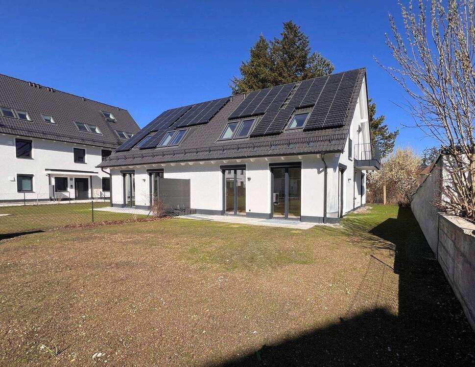 Thumbnail-Familiengerechte Neubau-Doppelhaushälfte mit wohnlich ausgebautem Souterrain und großem Garten