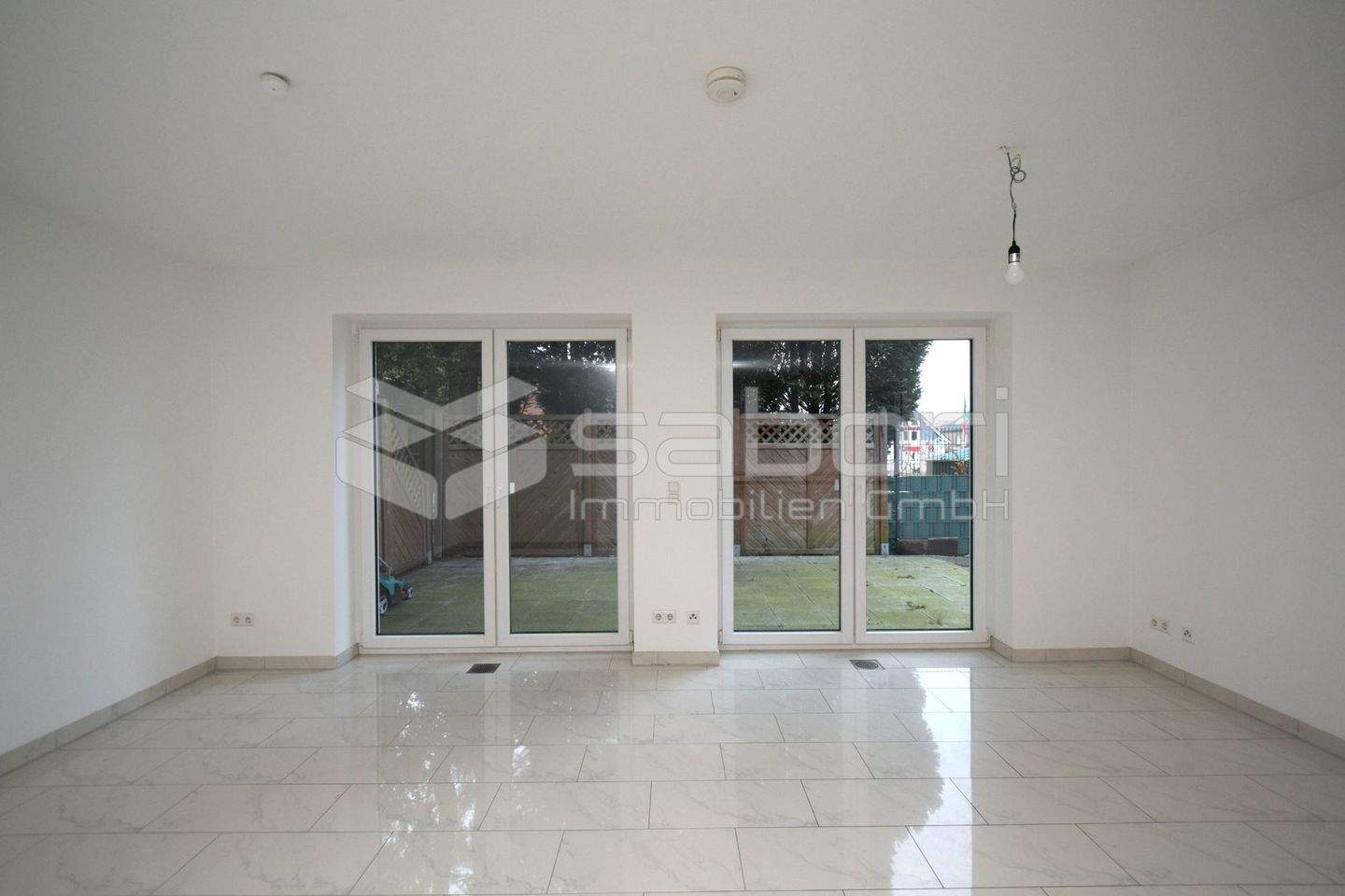 Thumbnail-Modernes Familienidyll: Reihenendhaus mit Terrasse, Dachterrasse & offener Küche