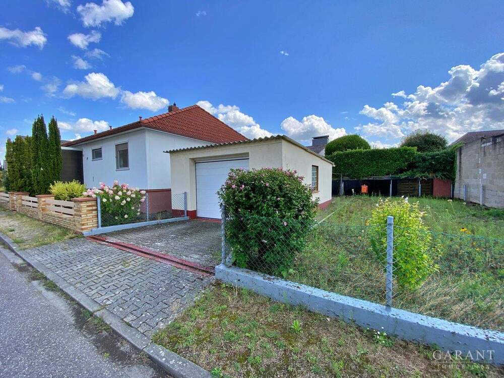 Thumbnail-***Bungalow - freistehendes Haus mit viel Gestaltungspotential