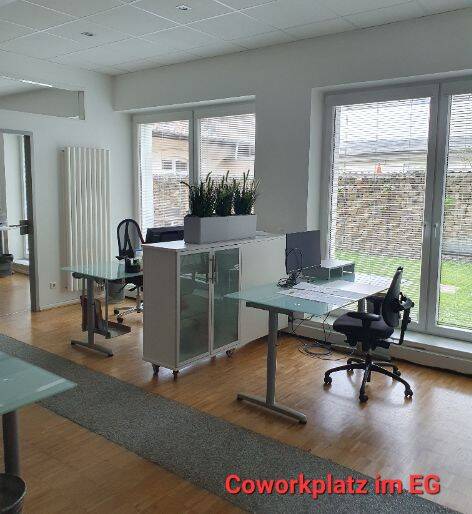 Thumbnail-Zwei Einzel-Cowork-Schreibtische im Düsseldorfer Altbau - flexibel, sofort