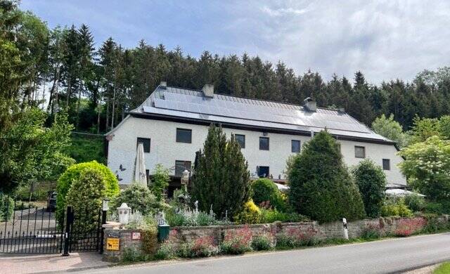 Thumbnail-Mehrfamilienhaus im Top Zustand auf großem Grundstück zu verkaufen