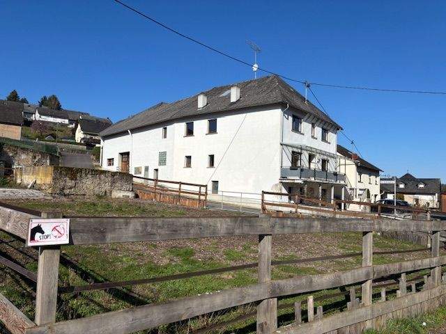 Thumbnail-Bauernhaus in Höhenlage Berglicht