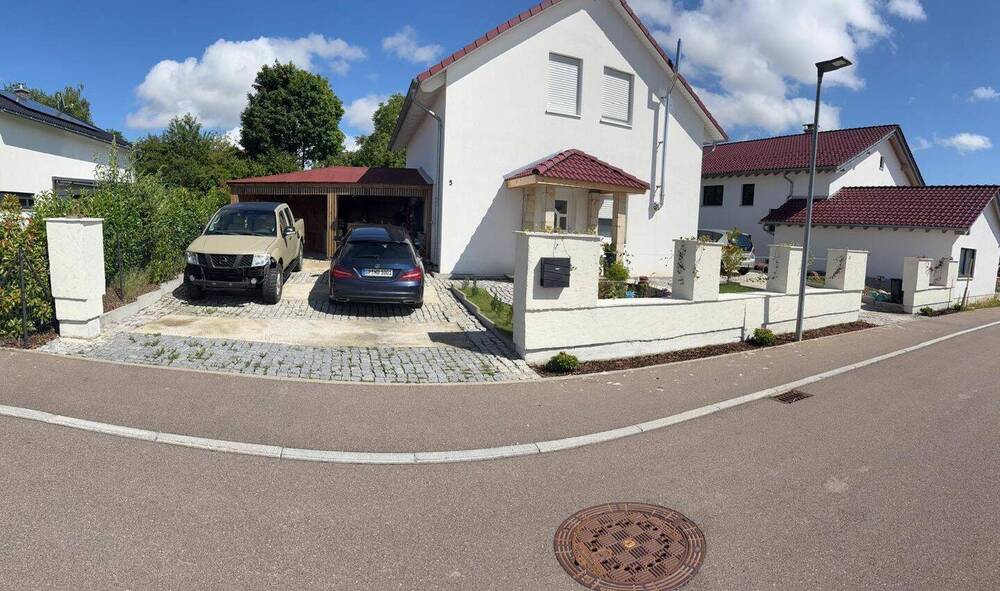 Thumbnail-Modernes Einfamilienhaus mit Doppelgarage und traumhaftem Garten - Ihr Zuhause zum Wohlfühlen!