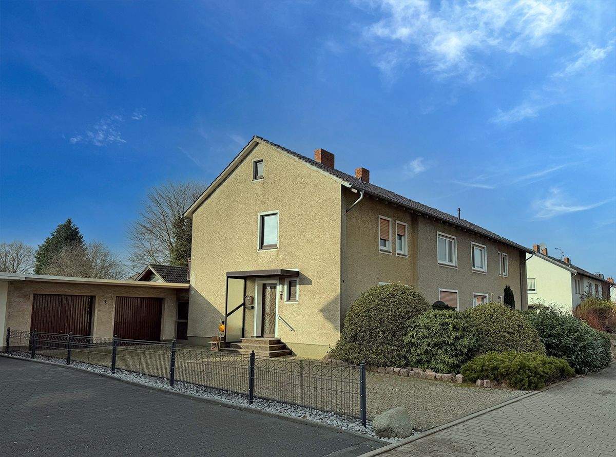 Thumbnail-Zweifamilien-Doppelhaushälfte in 32130 Enger-Dreyen