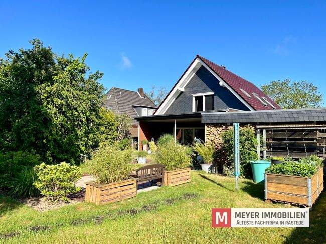 Thumbnail-Kernsaniertes Einfamilienhaus mit Doppelgarage und Blick ins Grüne am Ortsrand von Rastede (Obj.-Nr.: 6567)