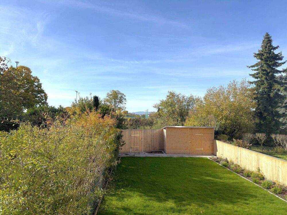 Thumbnail-TOP-TIPP! SOFORTBEZUG! GROßES EINFAMILIENHAUS MIT GARTEN UND GARAGE!