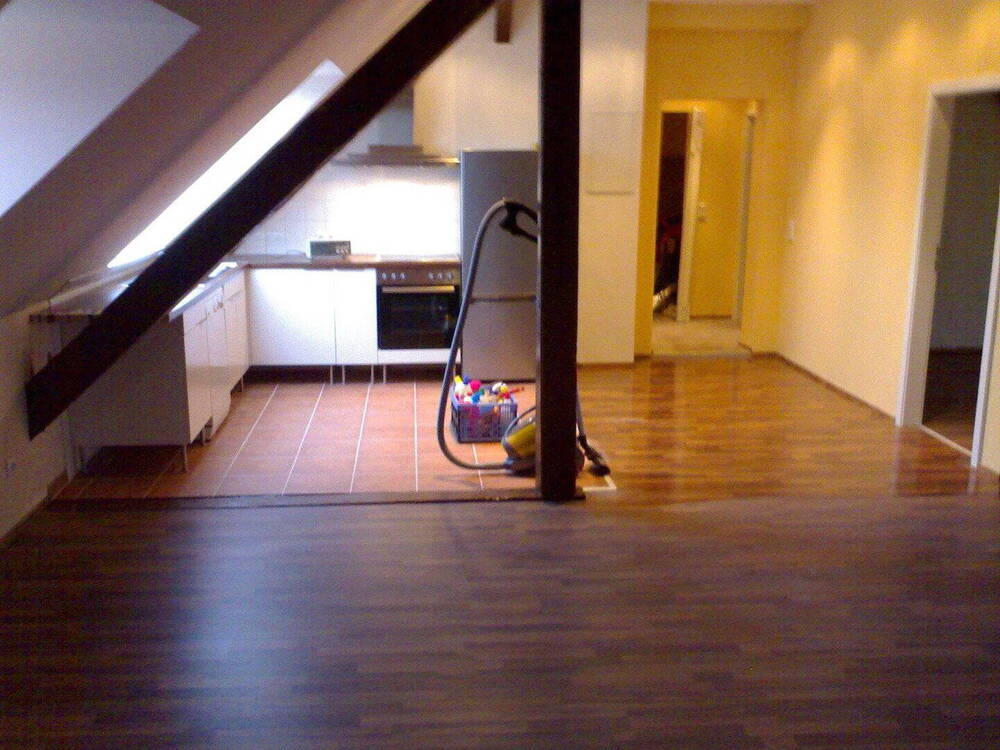 Thumbnail-Helle 3-Zimmer-Wohnung mit Dachterrasse