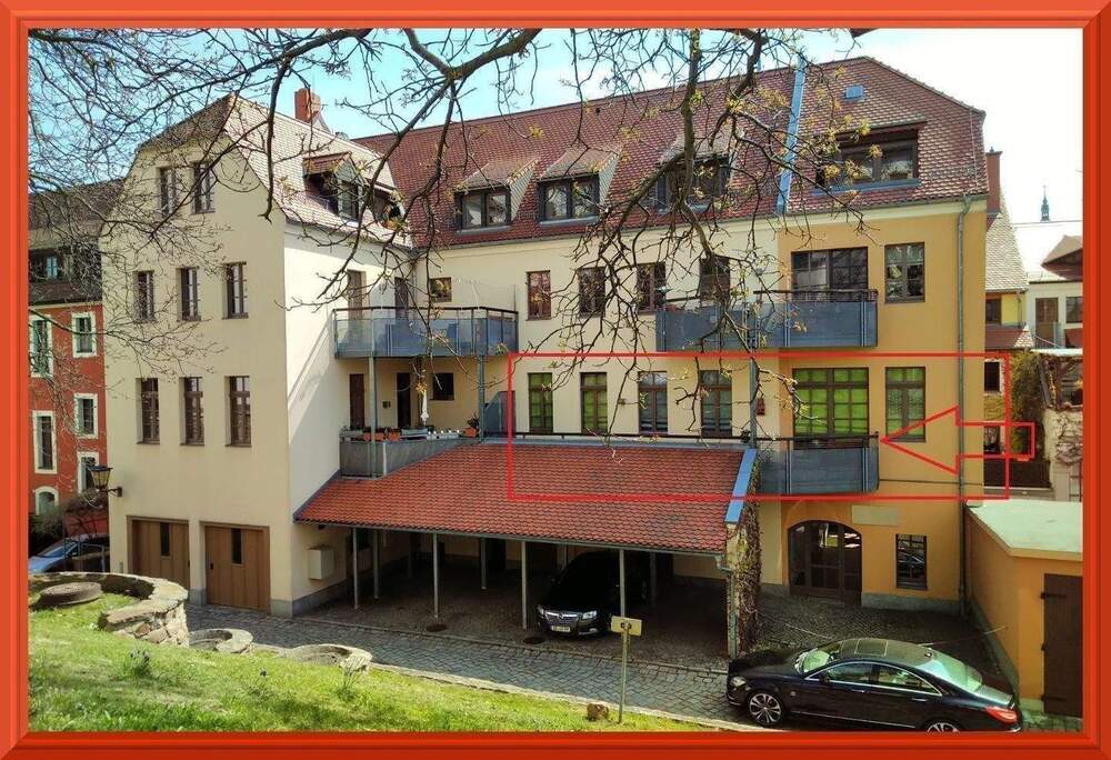 Thumbnail-1.OG mit sonnigem Balkon und Burgblick! Esszimmer, Gäste-WC. Stellplatz im Carport vorhanden