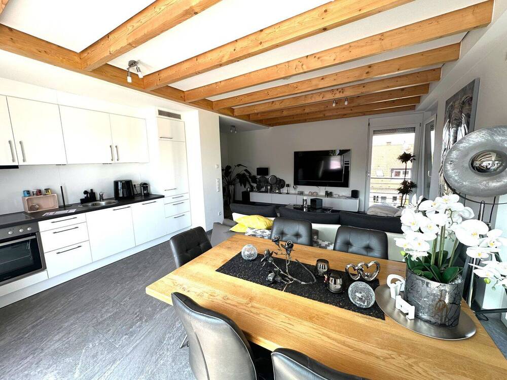 Thumbnail-Excl. ausgest. neuwertige 2-Zimmer-DG-Wohnung m. EBK und Dachterrasse