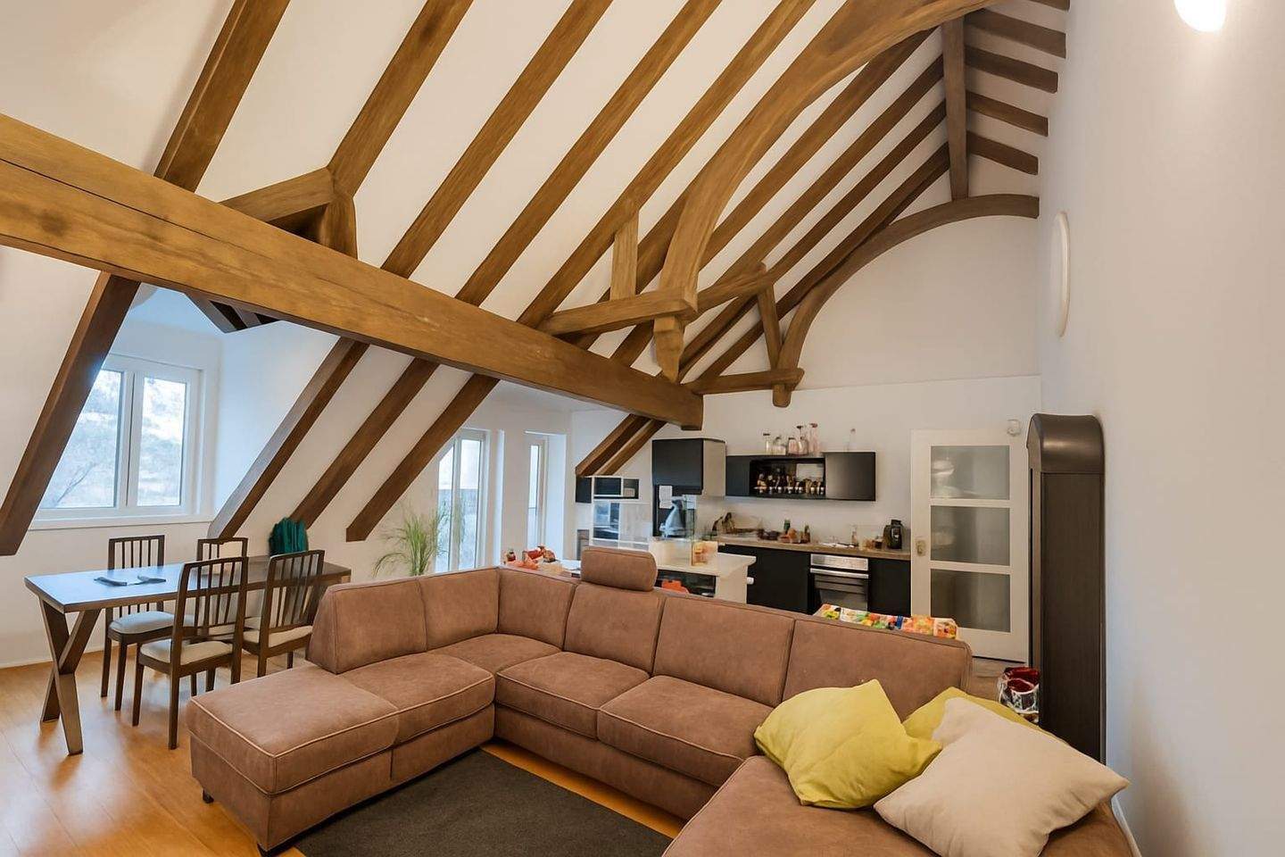 Thumbnail-NEUMANN - Hochwertige 2ZKB Wohnung mit Balkon im Herzen von Schrobenhausen