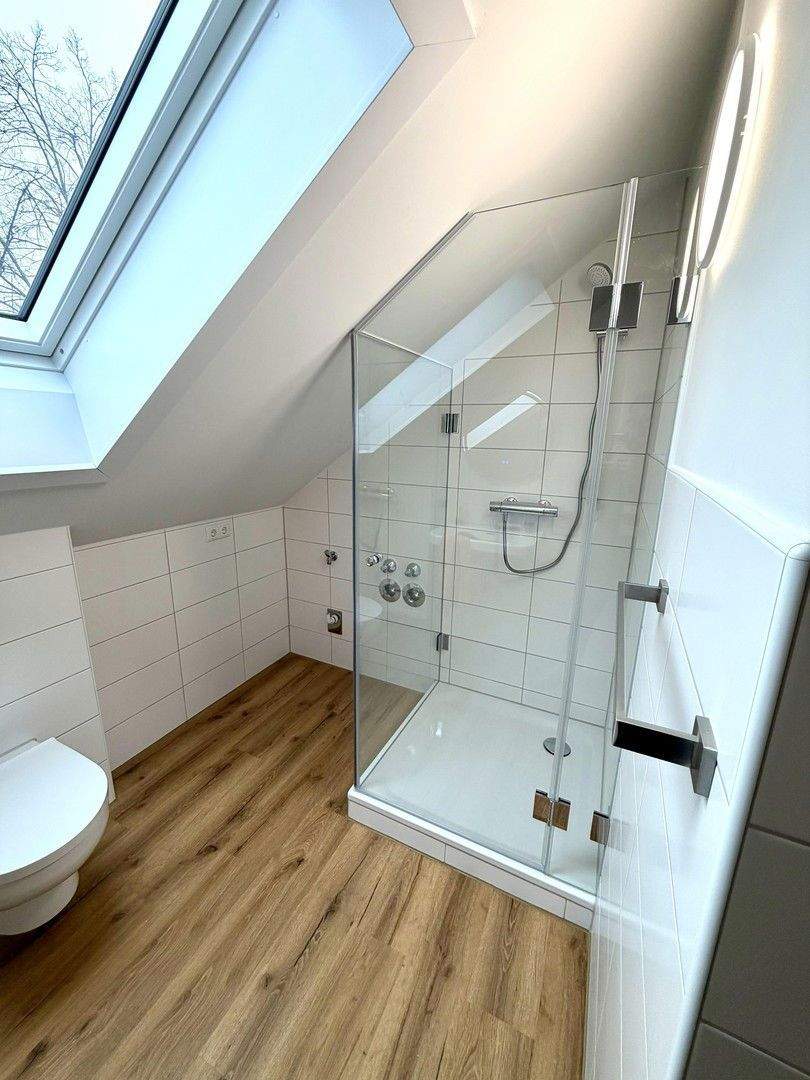 Thumbnail-Sonnige 2-Zimmer-Dachgeschosswohnung - 93059 Regensburg - Innstraße