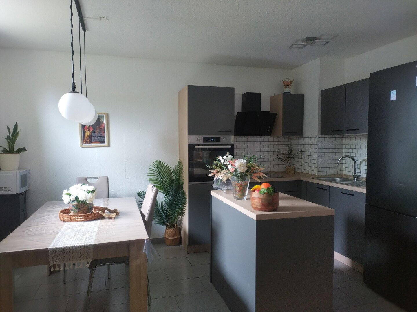 Thumbnail-3,5-Zimmer Wohnung mit Balkon im 2. OG in Köln-Junkersdorf