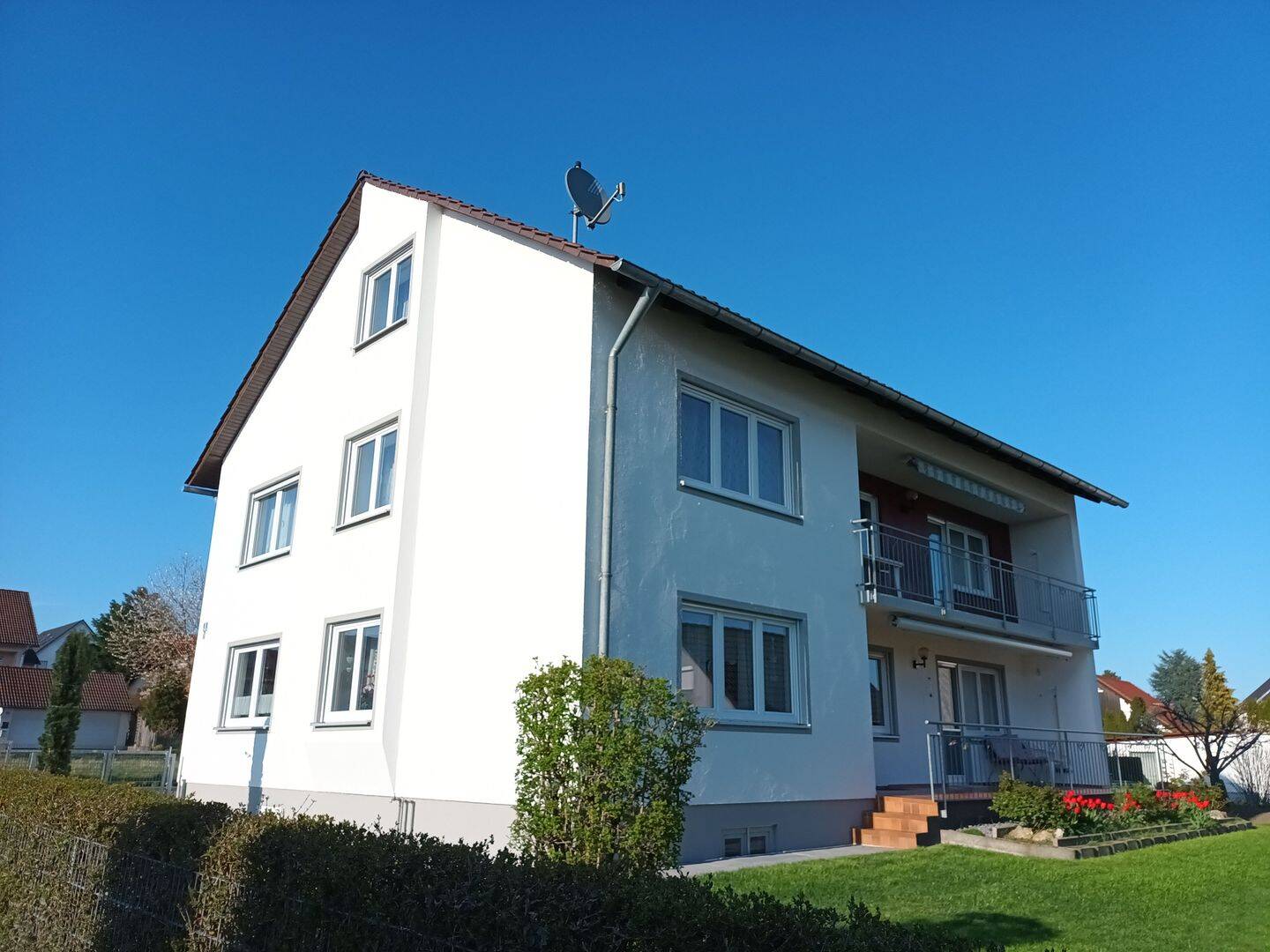 Thumbnail-+++Großzügige 3 Zimmer OG-Wohnung mit EBK, Garage und Kellerraum!+++