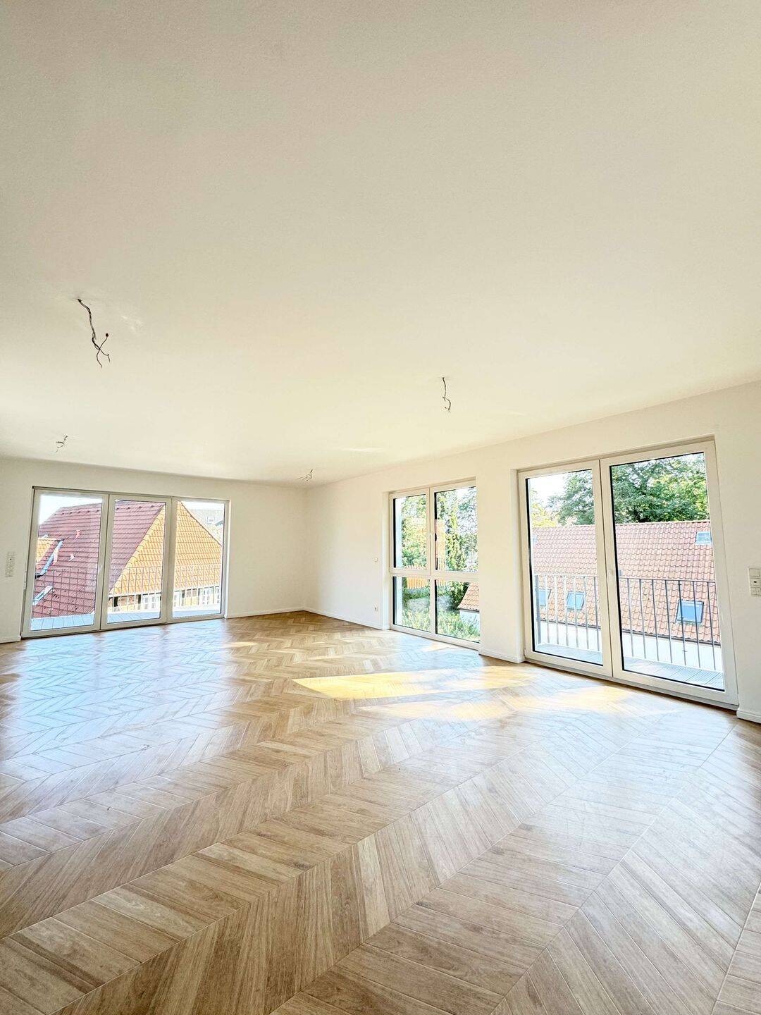 Thumbnail-Exklusive 3-Zimmer-Wohnung mit 2 Balkonen, EBK, TG-Platz