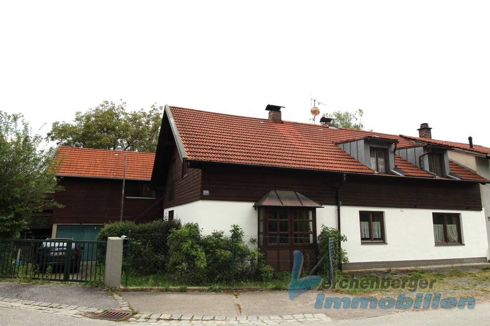 Thumbnail-Natur pur! Großzügiges Einfamilienhaus mit Einliegerwohnung in Landau an der Isar