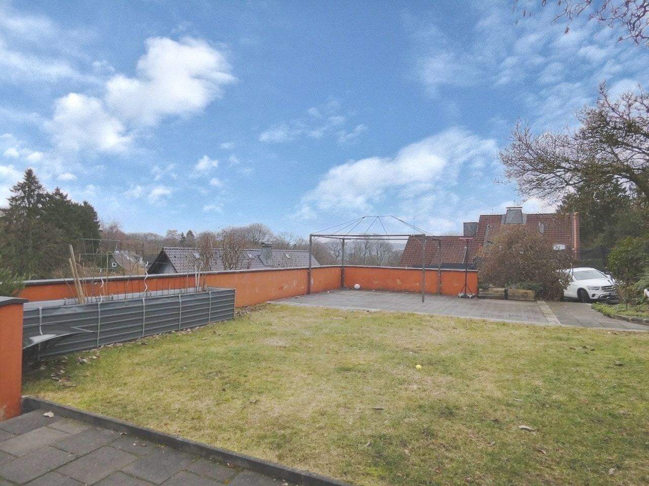 Thumbnail-Baugrundstück für individuelles Einfamilienhaus in ruhiger und begehrter Lage von Cronenberg