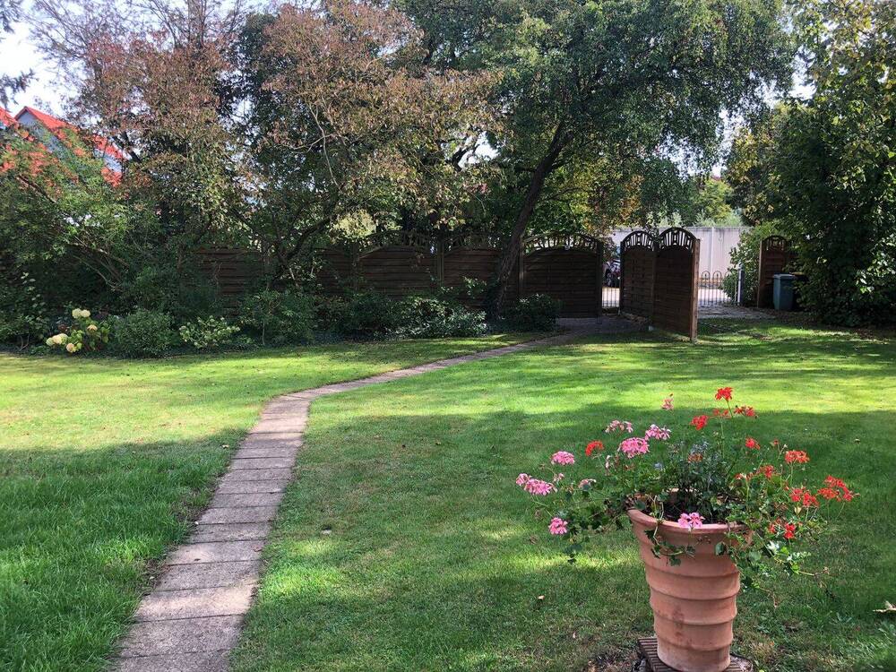 Thumbnail-Baugrundstück mit Ferienbungalow