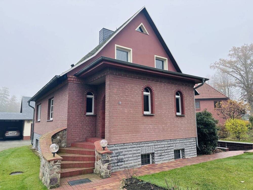 Thumbnail-Einfamilienhaus zum Kauf in Dorfrandlage