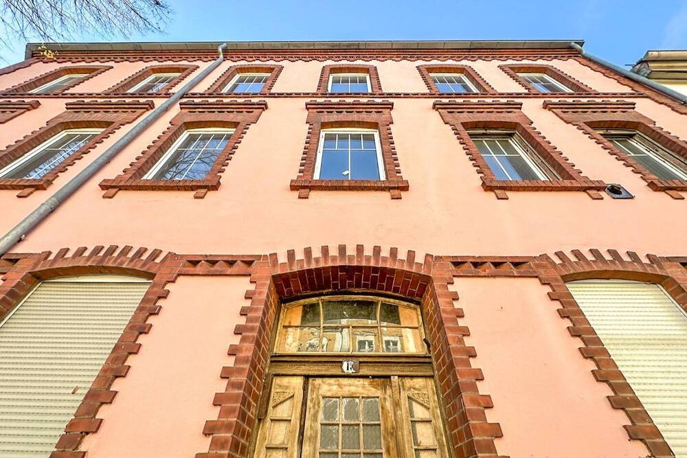 Thumbnail-Handwerkerobjekt - entkerntes Mehrfamilienhaus mit Ausbaumöglichkeit