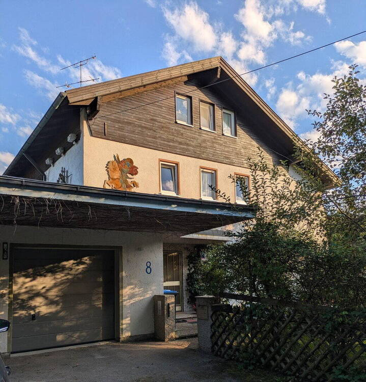 Thumbnail-Vielseitiges Mehrgenerationenhaus mit großem Garten - Perfekte Anbindung nach München!