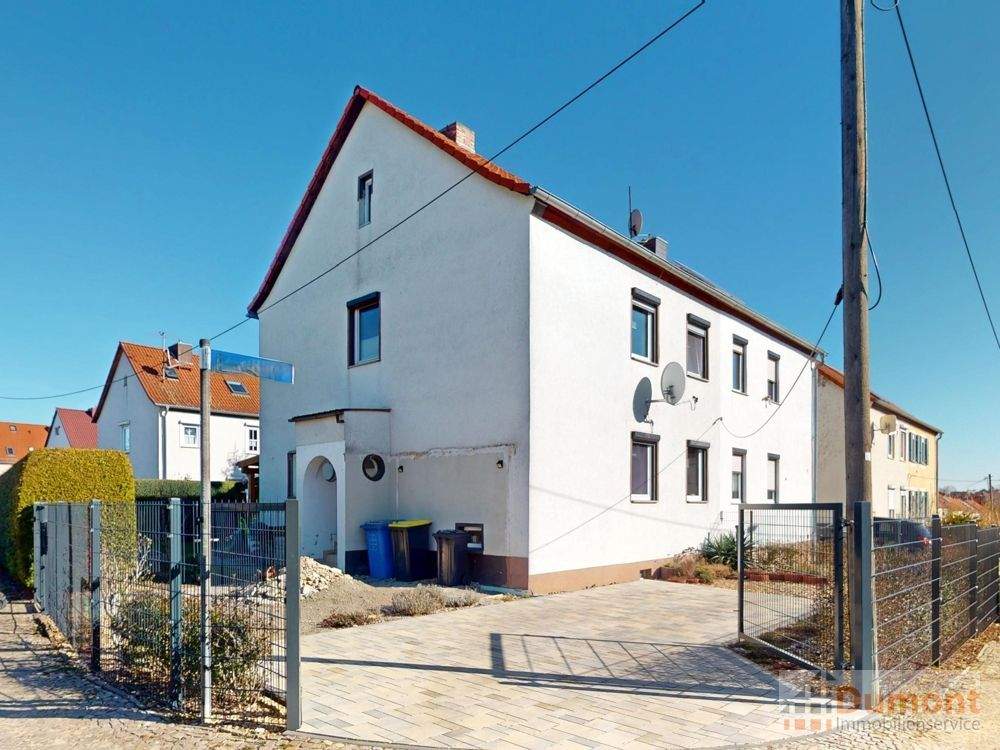 Thumbnail-Moderniesierte Doppelhaushälfte in Schkopau kurz vor Halle (Saale).