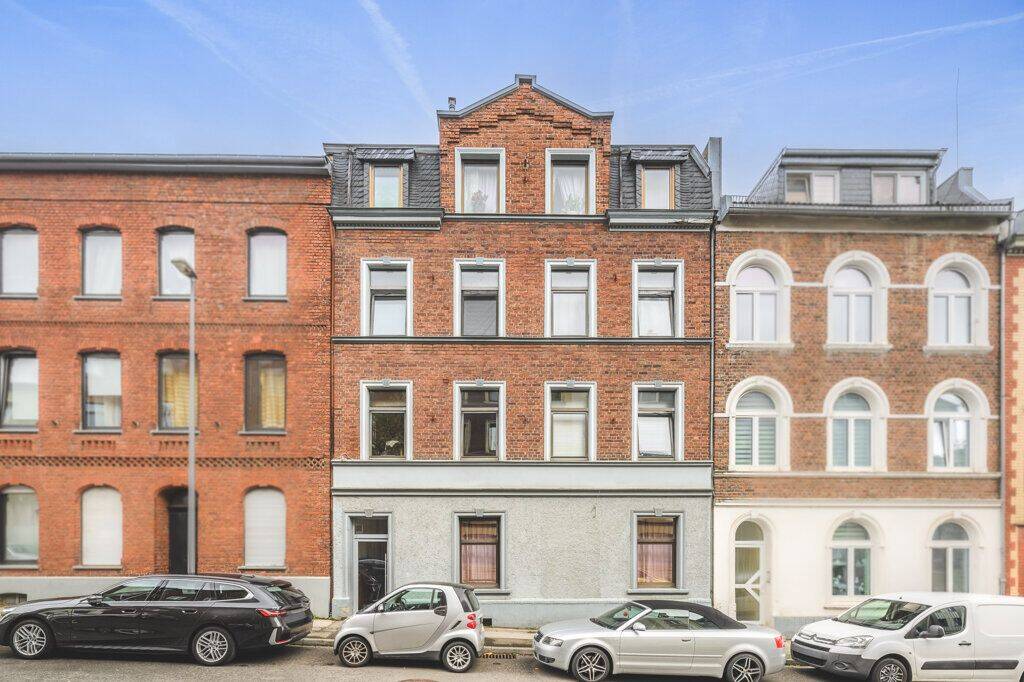 Thumbnail-Attraktives Mehrfamilienhaus mit 4 Wohneinheiten, Garage und Lagerhalle in Aachen-Haaren