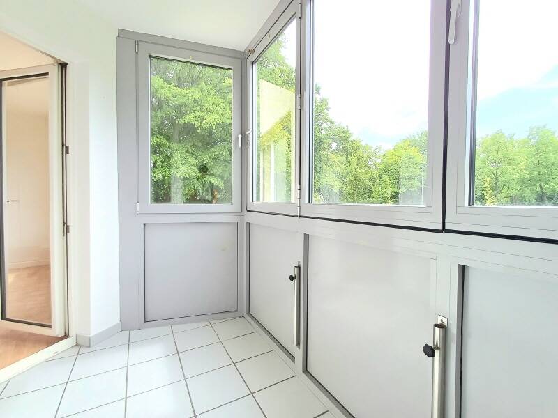 Thumbnail-Große 2 Zimmer im wärmegedämmten Haus