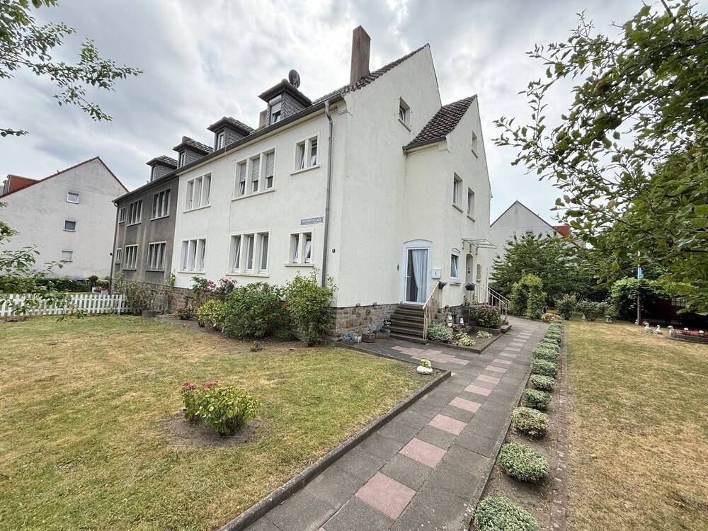 Thumbnail-Großzügige Doppelhaushälfte mit drei Wohneinheiten in Ahlen