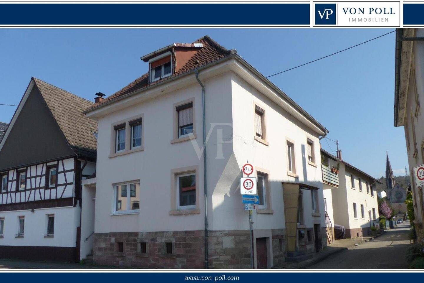 Thumbnail-Zweifamilienhaus mit Nebengebäude in Gaggenau-Hörden