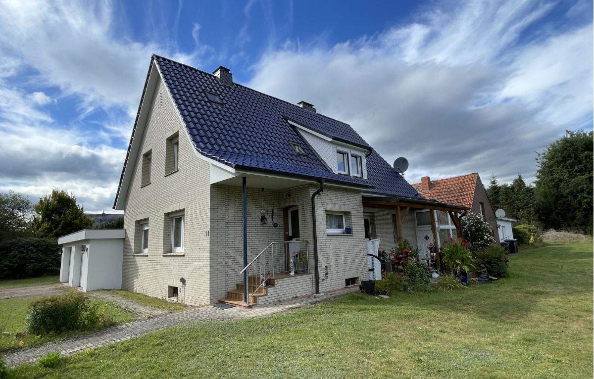 Thumbnail-Einfamilienhaus in Hemsbünde zu verkaufen.