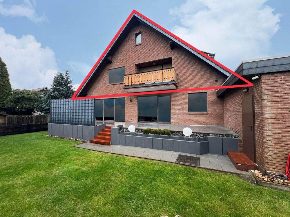 Thumbnail-Wohnung im OG - mit Garage und Balkon in Gamsen, ausgebautem Keller in ruhiger Lage, z.Zt. vermietet