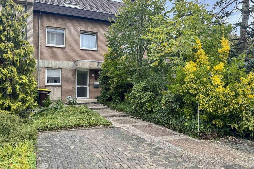 Thumbnail-Familientraum in Dormagen - gepflegte DHH mit Garten und Garage