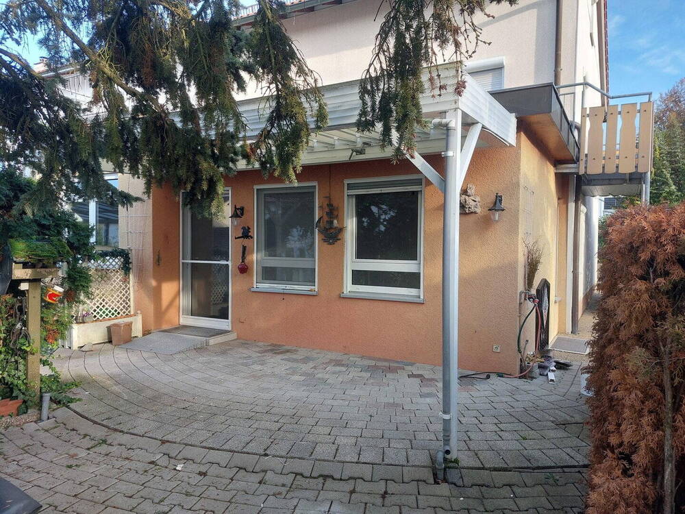 Thumbnail-Schöne 4-Zimmer-Erdgeschosswohnung mit Terrasse, Einbauküche und Stellplatz in Neckarsulm