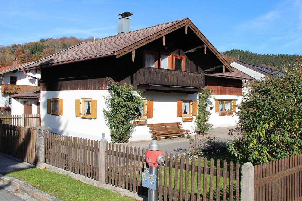 Thumbnail-schönes Haus im Oberland