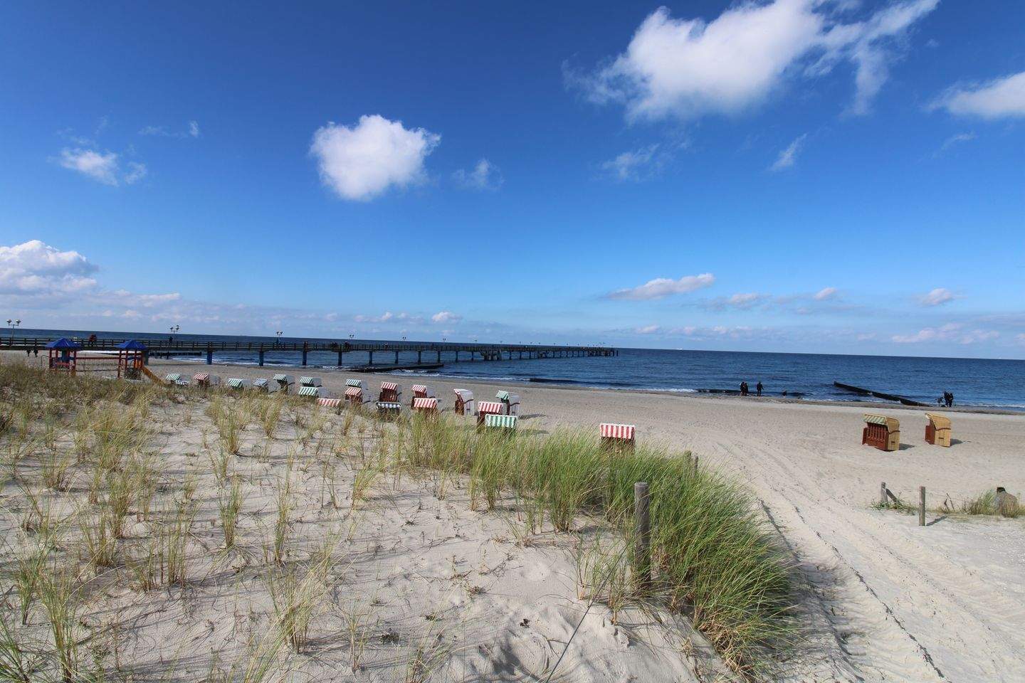 Thumbnail-Charmantes Wohnhaus mit Nebengebäude am Dünenwald - nur 10 Minuten zum Strand