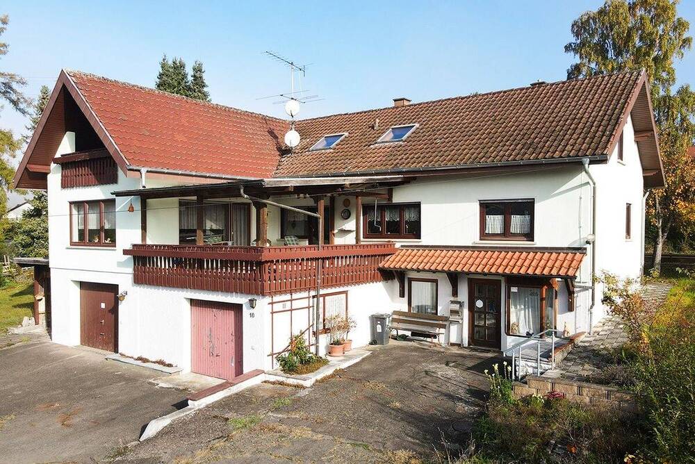 Thumbnail-. Wohnen, Arbeiten, Wohlfühlen . Immobilie mit viel Platz, Garagen und sep. Gewerbebereich