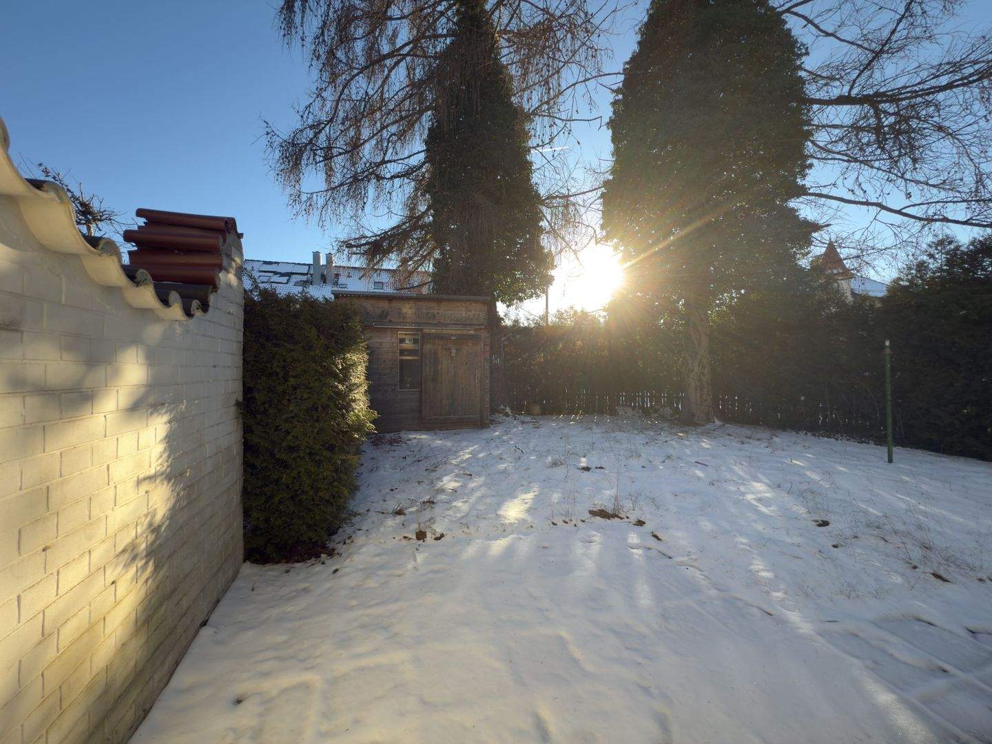 Thumbnail-renovierungsbedürftiges Reiheneckhaus mit Potential in ruhiger Lage