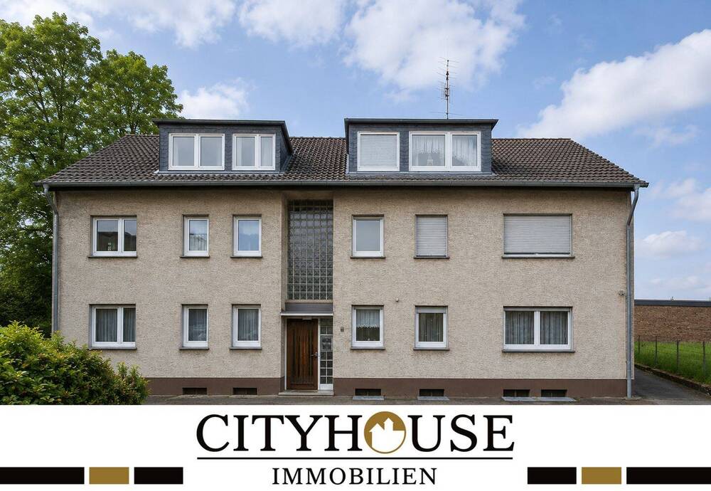 Thumbnail-CITYHOUSE: Solide vermietetes Mehrfamilienhaus mit XXL Grundstück Balkonen, Garagen, Stellplätzen,