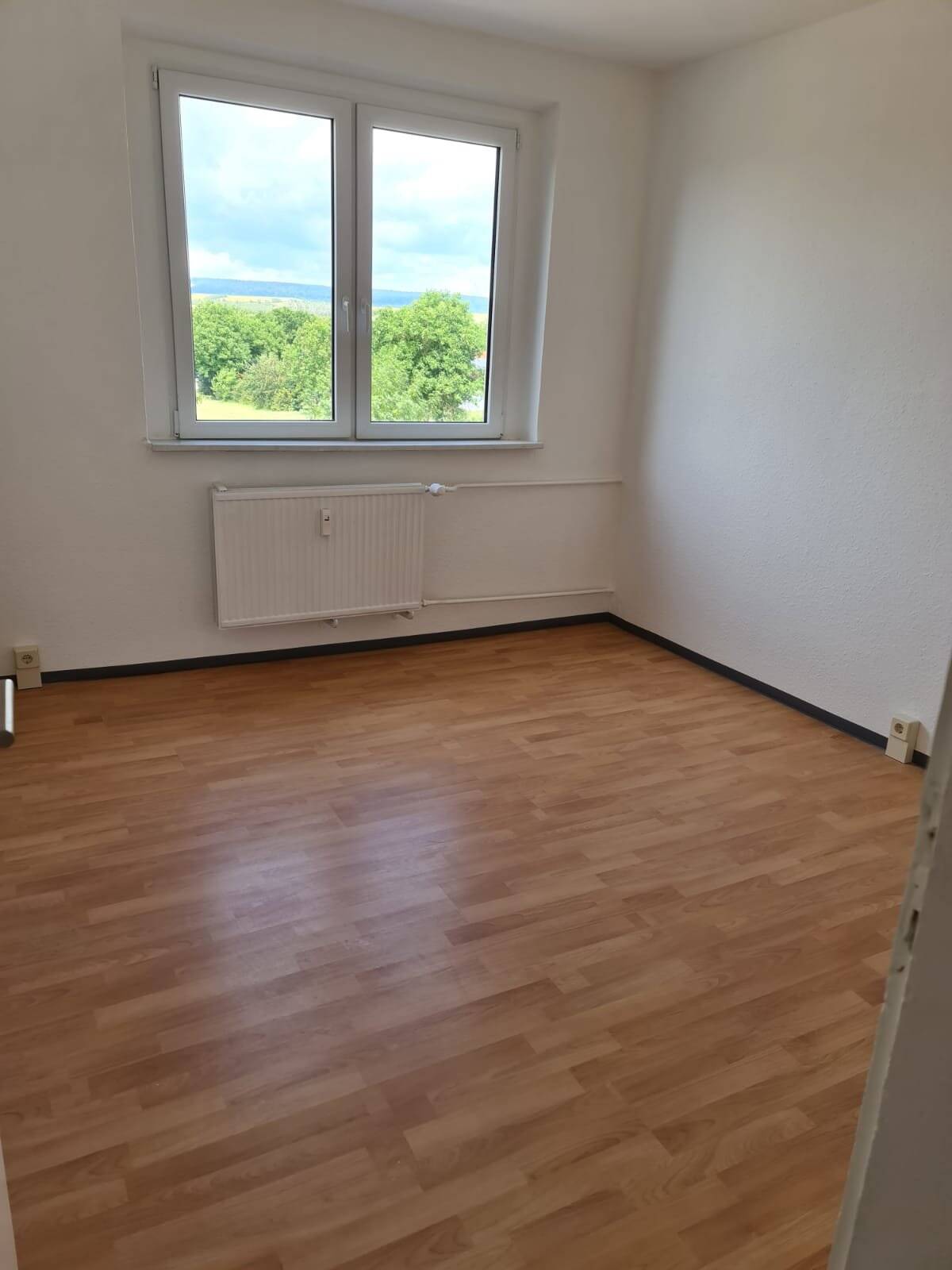 Thumbnail-*NEU* 2 Zimmer Wohnung mit Balkon in Kindelbrück