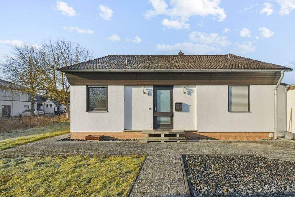 Thumbnail-Charmantes Einfamilienhaus in Baunatal-Großenritte - ruhige Wohnlage