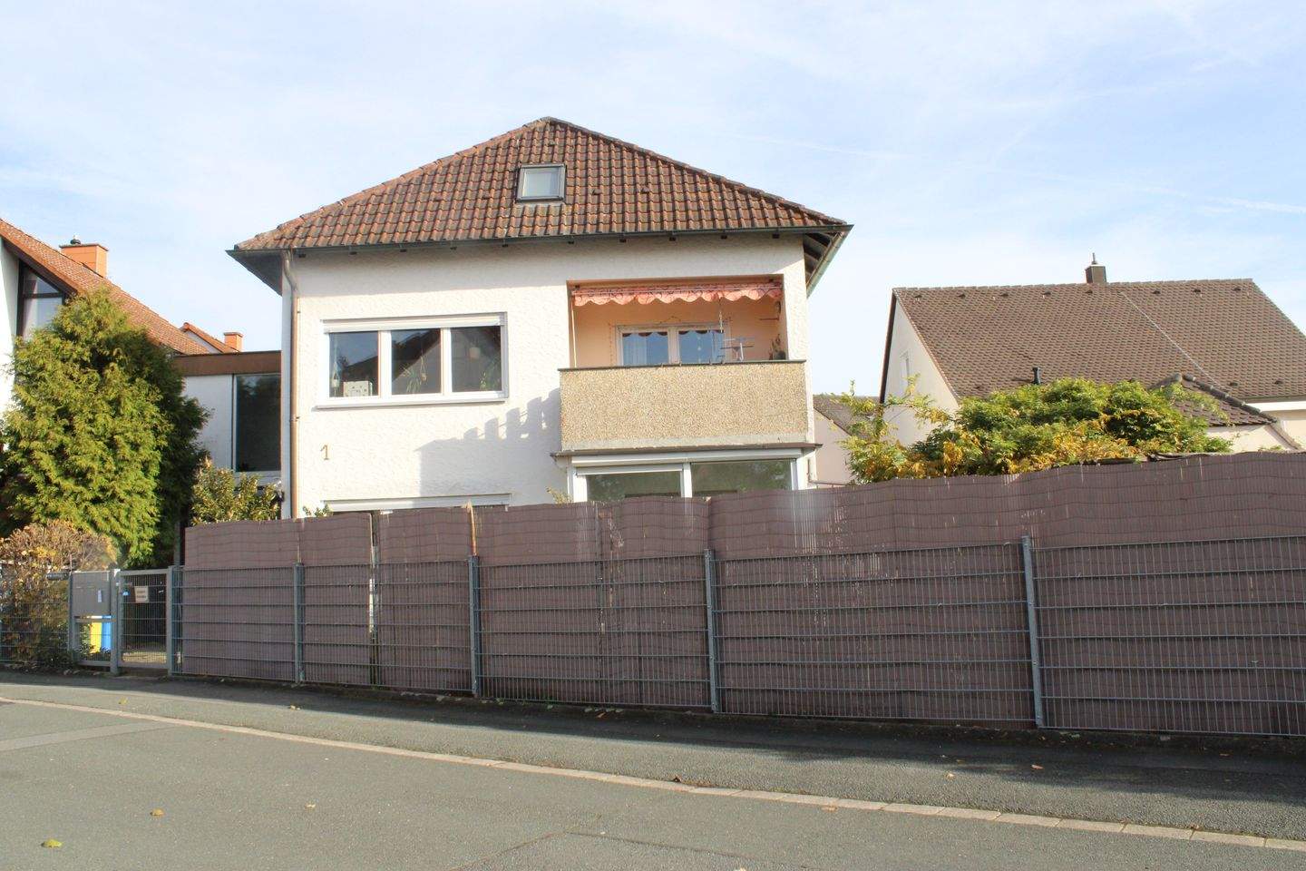 Thumbnail-!! gut genutztes 3-Familienhaus in Erlangen-Alterlangen mit Potential – stabile Mietsituation, nachhaltige begehrte Lage !!