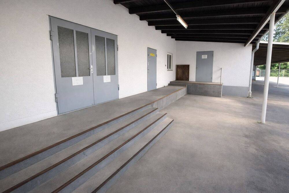 Thumbnail-Lager in Fürstenfeldbruck (ggf. mit Büro)