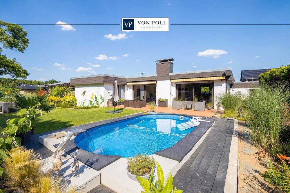 Thumbnail-Stilvoller Bungalow mit Pool und liebevoll angelegtem Garten