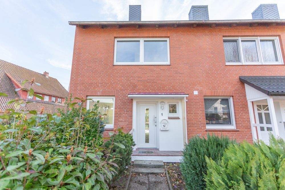 Thumbnail-Erstbezug nach Sanierung - Charmantes Reihenendhaus in attraktiver Wohnlage von Sudweyhe!