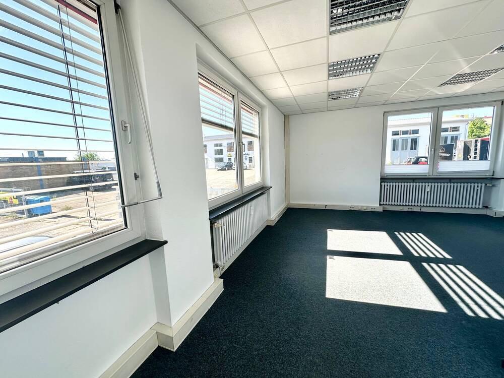 Thumbnail-Büroeinheit im Gewerbegebiet Nürnberger Str.Gattingerstraße