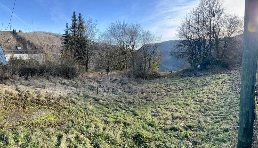 Thumbnail-Baugrundstück mit einmaliger Sicht auf die Saar in ruhiger Lage