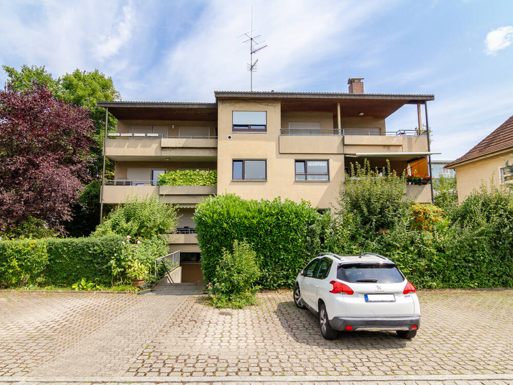 Thumbnail-Großräumige 3-Zimmer-Wohnung mit Aufzug und Stellplatz in Lörrach-Stetten